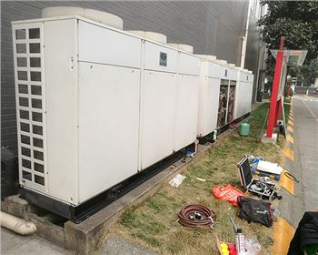 成都中央空調維修-多聯機組（保養）